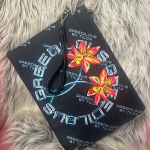 Black Floral Wristlet